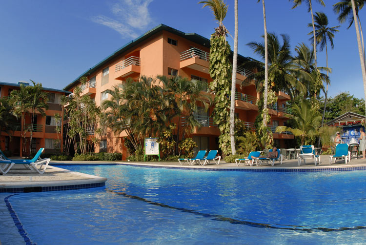 отель Don Juan Beach Resort
