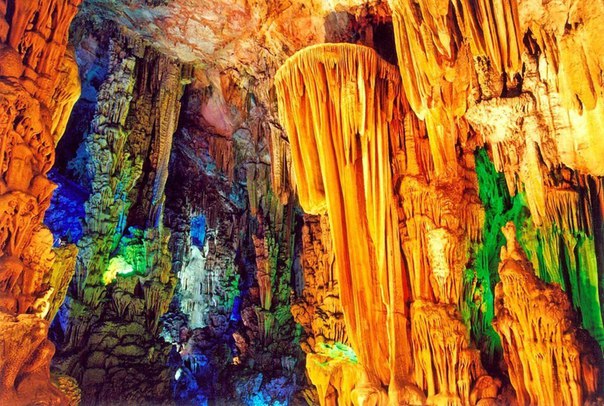 Пещера тростниковой флейты | Китай  