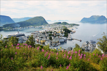 Норвегия отменит карантин для туристов из Европы с 15 июля