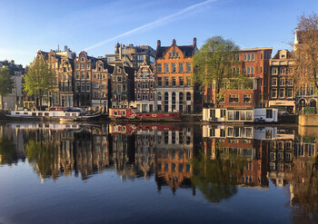 В Нидерландах в июне откроются бары и рестораны 