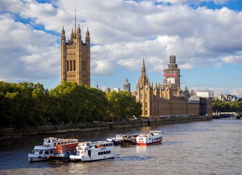 Визовые центры Великобритании в РФ возобновляют работу