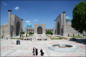 Узбекистан не собирается возобновлять работу карт «Мир»
