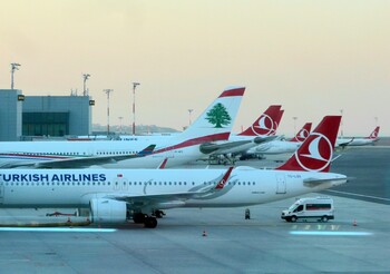 Пассажиры Turkish Airlines жалуются на массовые задержки рейсов