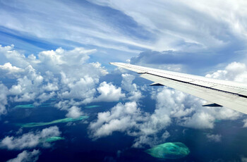 China Eastern Airlines запустит рейсы из Шанхая в Петербург