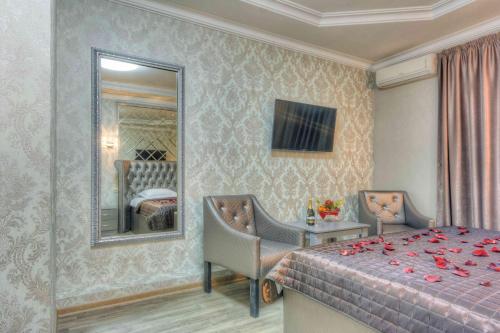 Kapriz Hotel