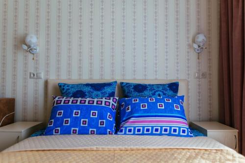 Hotel Uyut on Belovejskaya