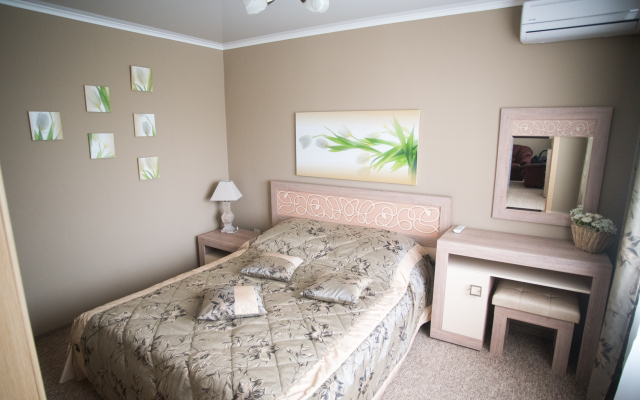 Отель Южная ночь, Таганрог