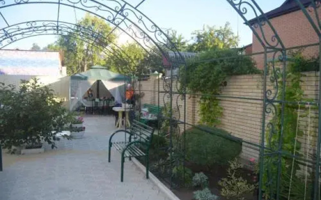 Шартрёз, Анапа