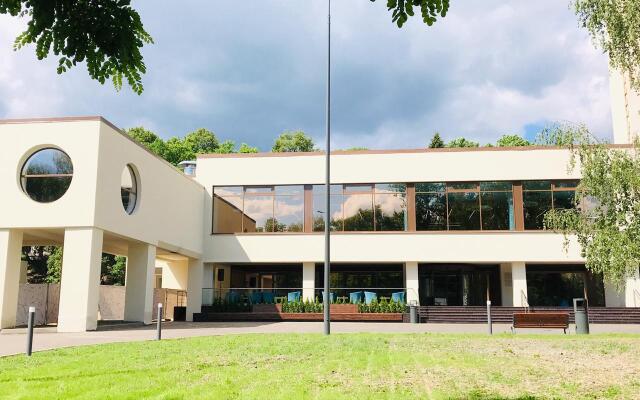 Амакс Новая Истра, Истра