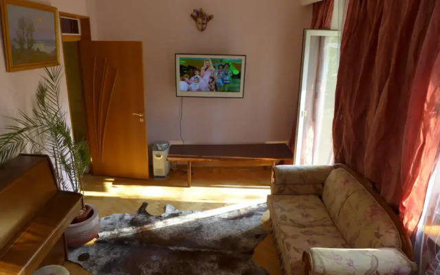 Sharm Apartment, Ялта