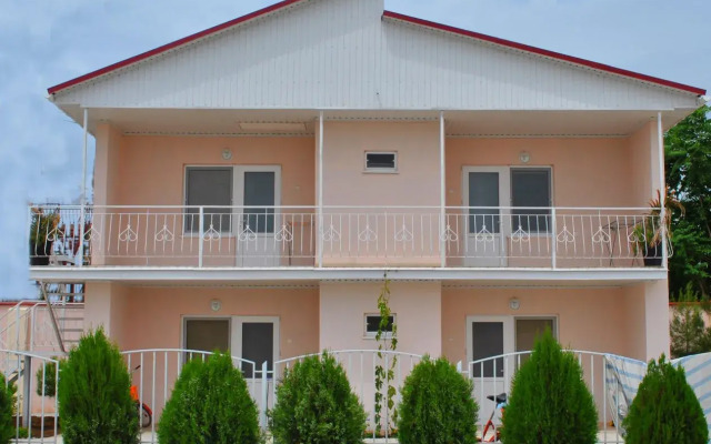 Villa La Veranda, Поповка