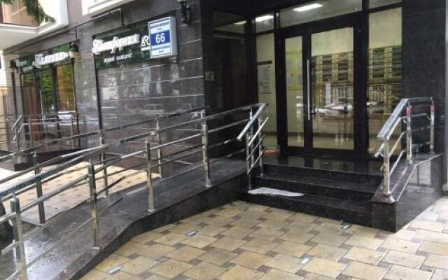 Мэри, Оренбург