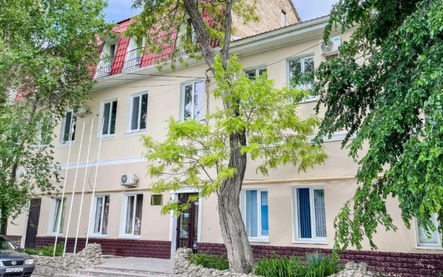 Абсолют Инн, Евпатория