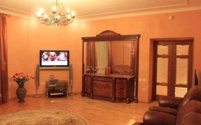 Apartment on Pobedy, Астрахань