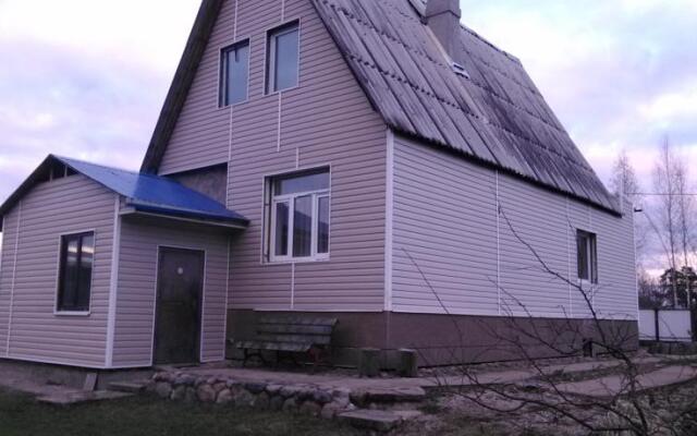 Foxy House, Псков
