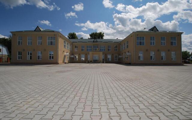 Николь, Волоколамск