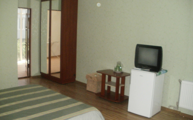Raduga Mini-Hotel, Феодосия
