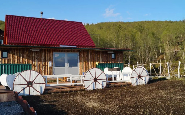 Melnitsa Inn, Мурманск