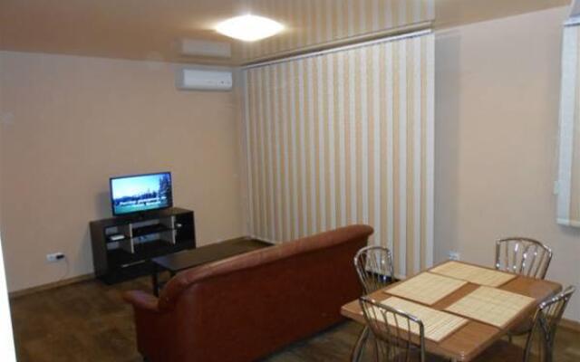 Studia on Pobedi 64, Волгоград