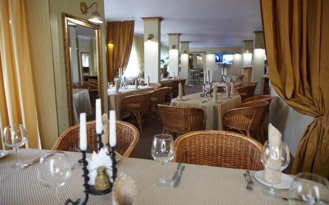 Славянка, Курган