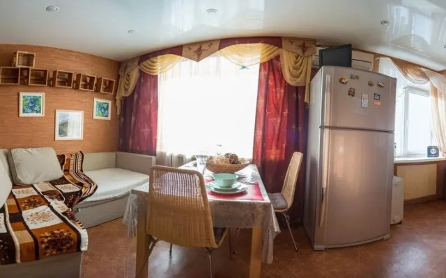 Guest House Seven Nights — Hostel, Дзержинск