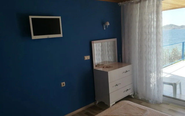Mavi Akvaryum Otel