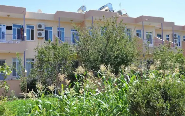 Evcan Motel