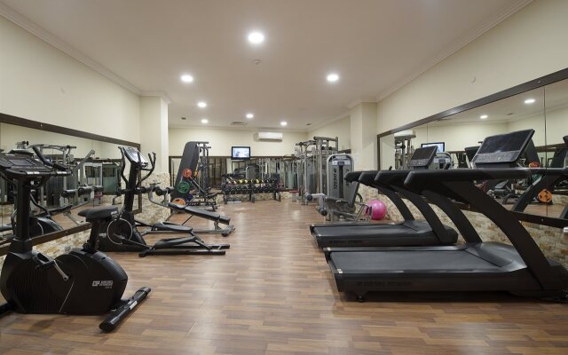 Quattro Beach Spa & Resort Hotel
